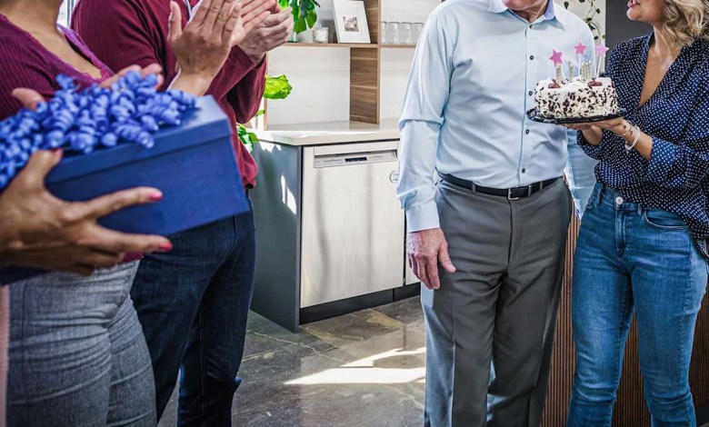 Woman Refuses to Keep Baking for Her Coworkers After They Give Her a Nickname She Doesn’t Like Woman Refuses to Keep Baking for Her Coworkers After They Give Her a Nickname She Doesn’t Like