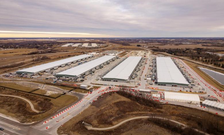 Data centers build a high-tech backbone for Iowa Data centers build a high-tech backbone for Iowa