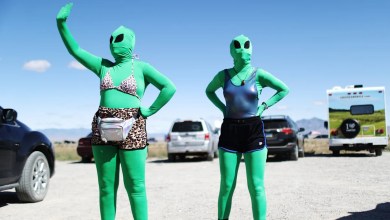 UFO Obsessives Will Be Disappointed By New Theory That Says Aliens Probably Don’t Have Wildly Advanced Technology UFO Obsessives Will Be Disappointed By New Theory That Says Aliens Probably Don’t Have Wildly Advanced Technology