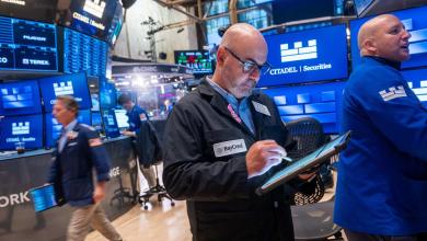 Dow jumps nearly 600 points after Trump softens tone on China Dow jumps nearly 600 points after Trump softens tone on China