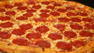 89-year-old woman shot in leg inside N.J. pizza shop 89-year-old woman shot in leg inside N.J. pizza shop