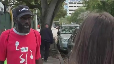 Man who called police after a child was found wandering in Miami speaks out after mother's arrest Man who called police after a child was found wandering in Miami speaks out after mother's arrest