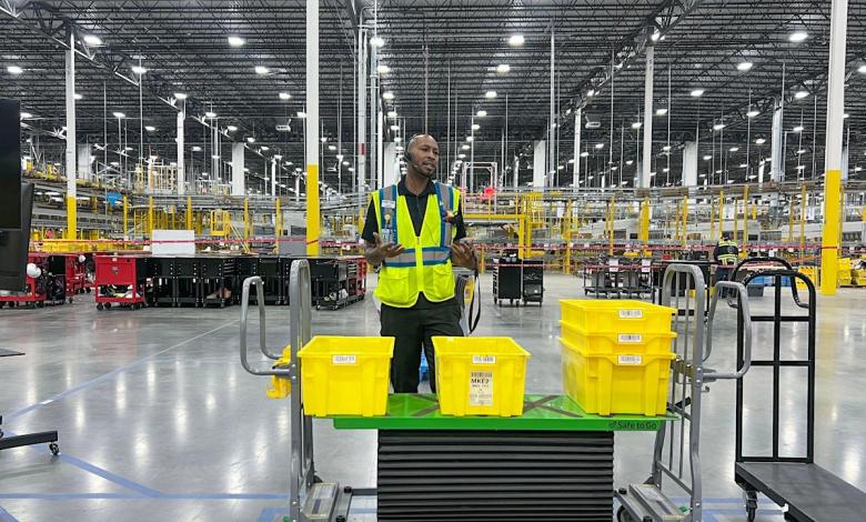 Amazon to temporarily close Florida facility, affecting hundreds. What to know Amazon to temporarily close Florida facility, affecting hundreds. What to know