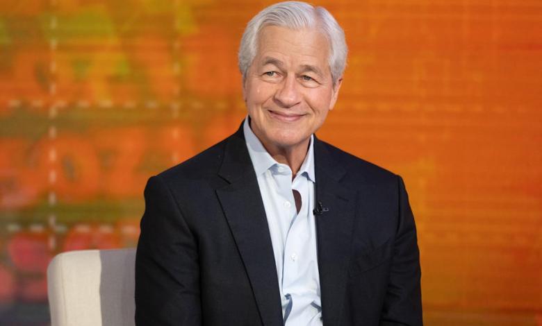 Trump says major US banks ‘discriminated against me’ as White House preps debanking executive order Trump says major US banks ‘discriminated against me’ as White House preps debanking executive order