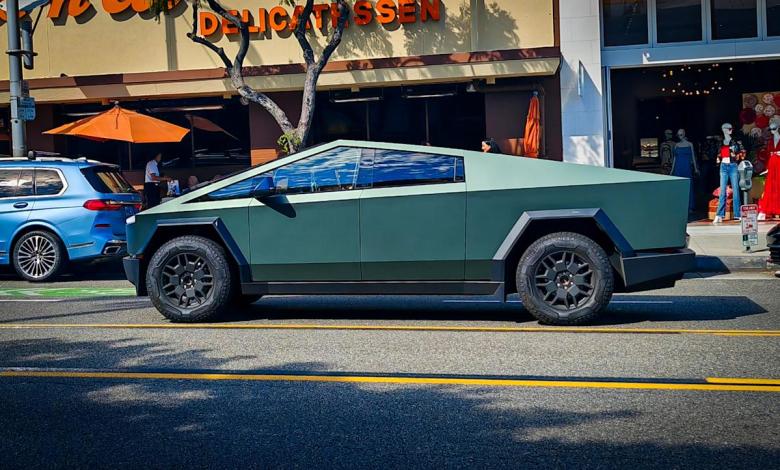 Tesla’s Full Self-Driving is switching to a subscription-only service Tesla’s Full Self-Driving is switching to a subscription-only service