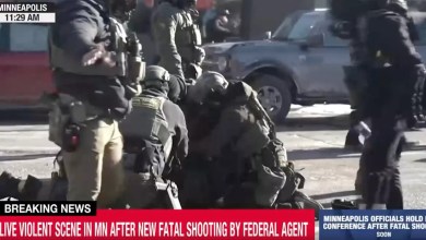‘You’re Gonna Kill Me!’ Minneapolis Protester Screams As ICE Agents Pin Him To The Ground ‘You’re Gonna Kill Me!’ Minneapolis Protester Screams As ICE Agents Pin Him To The Ground