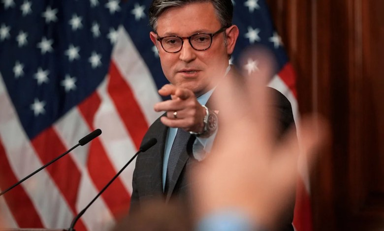 ‘Keep your mouth shut.’ Tempers flare over shutdown with no end in sight ‘Keep your mouth shut.’ Tempers flare over shutdown with no end in sight