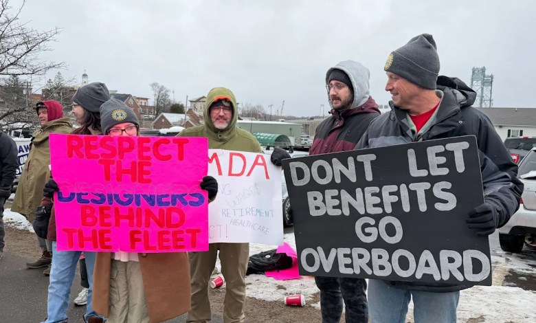 Hundreds go on strike at major Navy shipbuilder in Maine over wages and benefits Hundreds go on strike at major Navy shipbuilder in Maine over wages and benefits