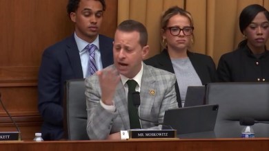 House Democrat Calls Out GOP Colleagues for Giving the Founder of the Oath Keepers a Reserved Seat at Hearing House Democrat Calls Out GOP Colleagues for Giving the Founder of the Oath Keepers a Reserved Seat at Hearing