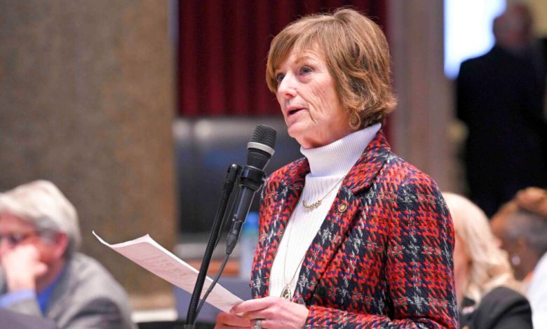 Missouri educators push back on bill forcing struggling readers to repeat 3rd grade Missouri educators push back on bill forcing struggling readers to repeat 3rd grade