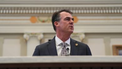 Oklahoma governor celebrates suspension of 122 students for Mustang walkout Oklahoma governor celebrates suspension of 122 students for Mustang walkout