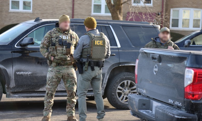 ICE agents waiting near St. Louis Park daycare confronted by parent ICE agents waiting near St. Louis Park daycare confronted by parent