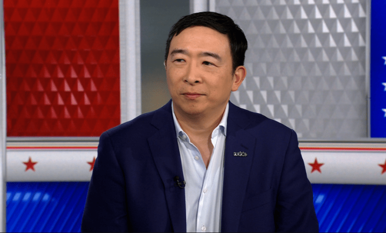 Andrew Yang on tariff ruling: ‘People should be furious at this mismanagement of the economy on the part of the president.’ Andrew Yang on tariff ruling: ‘People should be furious at this mismanagement of the economy on the part of the president.’