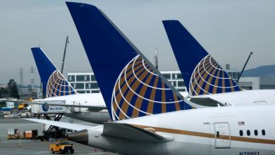 United flight diverted to Wisconsin after passenger’s ‘multiple attempts’ to breach cockpit, crew member says United flight diverted to Wisconsin after passenger’s ‘multiple attempts’ to breach cockpit, crew member says