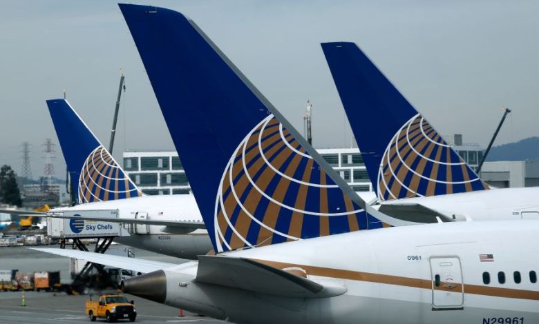 United flight diverted to Wisconsin after passenger’s ‘multiple attempts’ to breach cockpit, crew member says United flight diverted to Wisconsin after passenger’s ‘multiple attempts’ to breach cockpit, crew member says