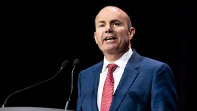 How Mike Lee found himself at the center of this week’s funding fight How Mike Lee found himself at the center of this week’s funding fight