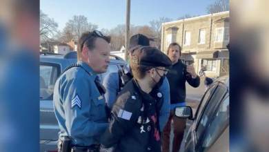 KC police arrest volunteers serving free meals in Kansas City parking lot. Why? KC police arrest volunteers serving free meals in Kansas City parking lot. Why?