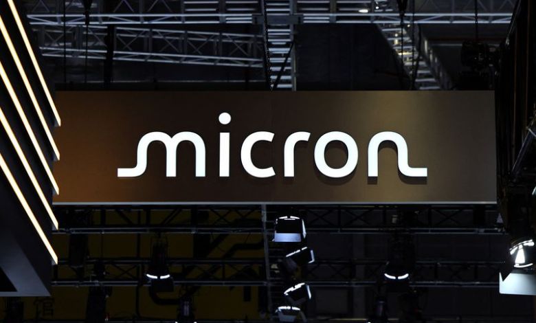 Exclusive-Micron to announce memory chip manufacturing investment in Singapore, sources say Exclusive-Micron to announce memory chip manufacturing investment in Singapore, sources say