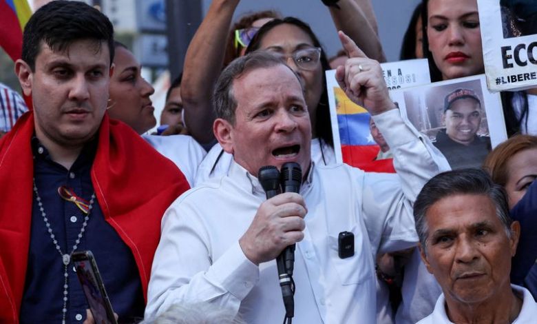 Machado ally is kidnapped in Venezuela hours after prison release, son says Machado ally is kidnapped in Venezuela hours after prison release, son says