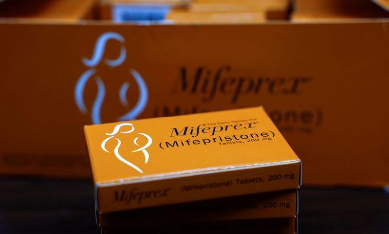 US Supreme Court lets abortion pill mail delivery restart for now US Supreme Court lets abortion pill mail delivery restart for now