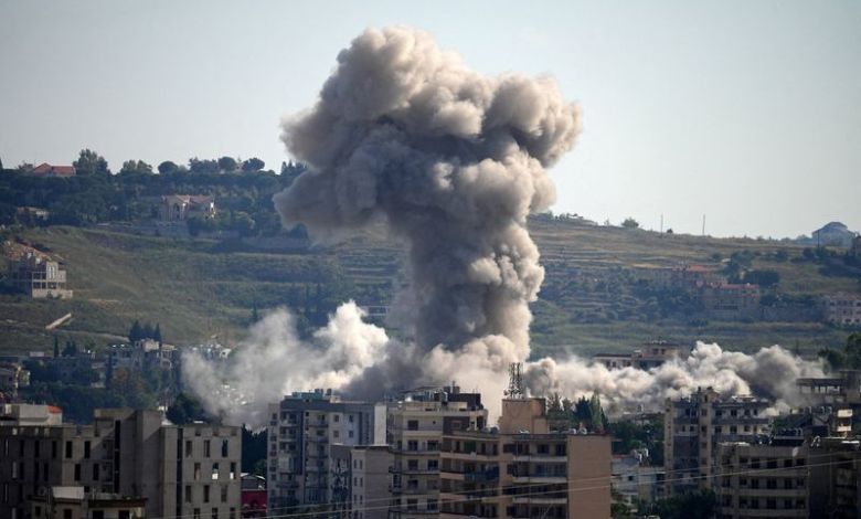 US says it struck Iranian military sites, Tehran responds with air base attack US says it struck Iranian military sites, Tehran responds with air base attack