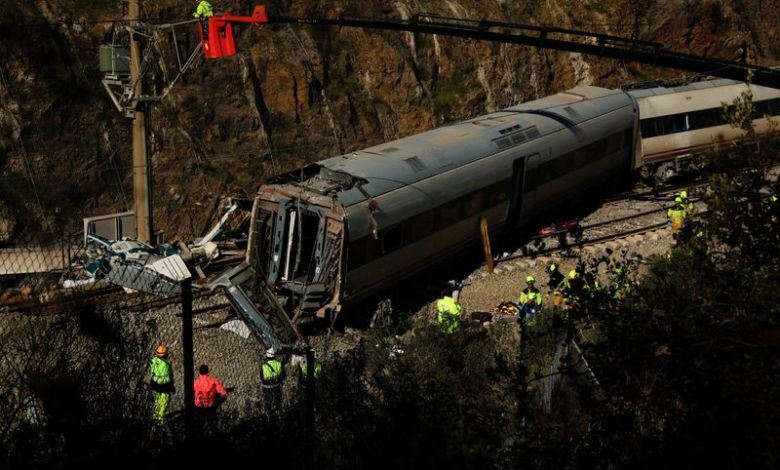 Spanish train drivers call three-day strike after deadly derailments Spanish train drivers call three-day strike after deadly derailments