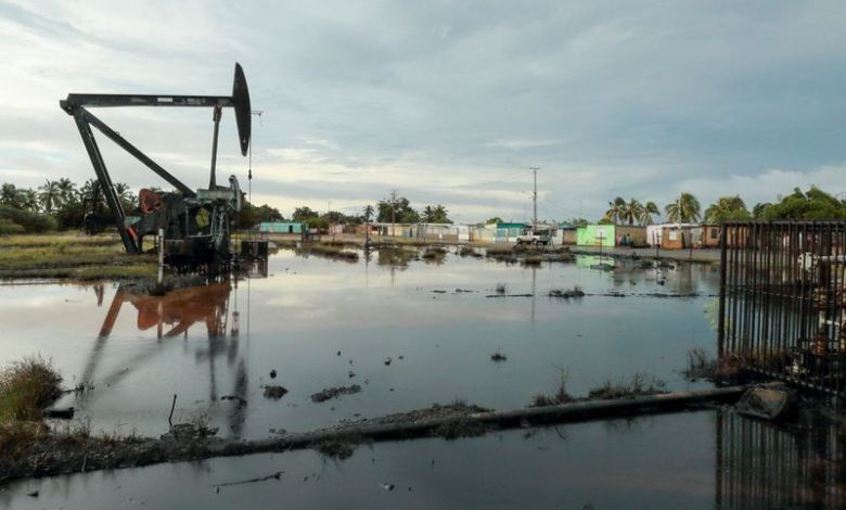 US allows China to purchase Venezuelan oil but not at ‘undercut’ prices of Maduro days, official says US allows China to purchase Venezuelan oil but not at ‘undercut’ prices of Maduro days, official says