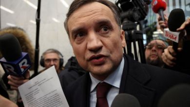 Exclusive-Democrats demand Rubio explain visa for wanted former Polish official Exclusive-Democrats demand Rubio explain visa for wanted former Polish official