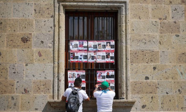 Mexico says 40,000 of country’s 130,000 disappeared people may be alive Mexico says 40,000 of country’s 130,000 disappeared people may be alive