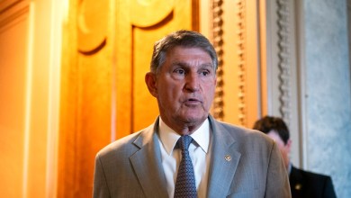 Manchin urges Democrats to ‘stand up’ to Senate GOP amid push to nix filibuster Manchin urges Democrats to ‘stand up’ to Senate GOP amid push to nix filibuster