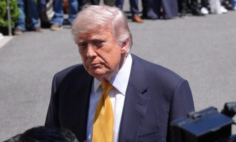 Trump calls reporter ‘dumb’ after saying he’s ‘doubled’ size of ballroom Trump calls reporter ‘dumb’ after saying he’s ‘doubled’ size of ballroom