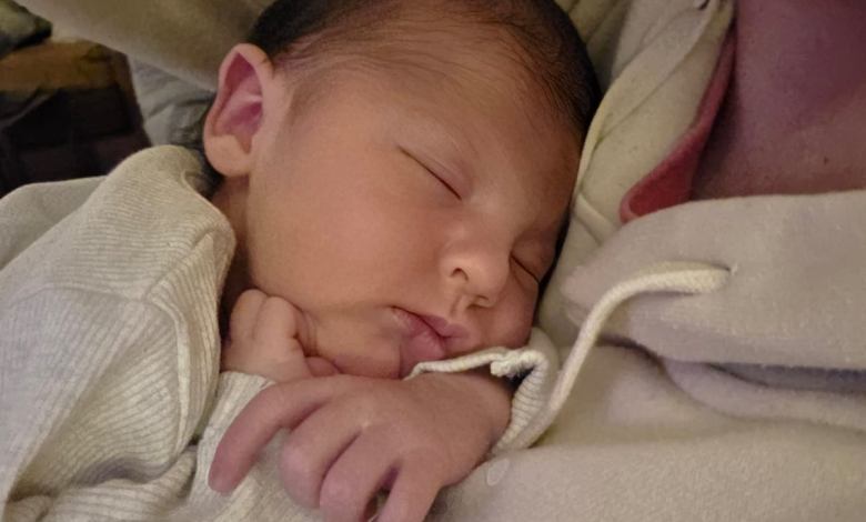 Newborn babies with jaundice can now receive vital treatment from home Newborn babies with jaundice can now receive vital treatment from home