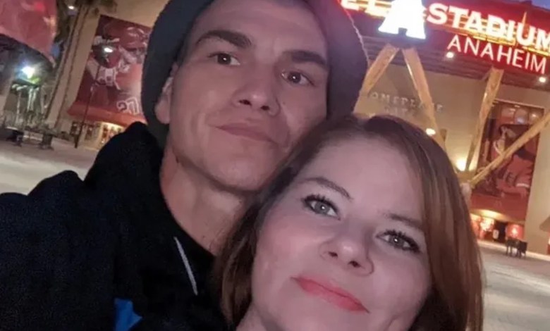 Dad of three suffers burns to 90% of his body after ‘bursting into flames’ near California mall Dad of three suffers burns to 90% of his body after ‘bursting into flames’ near California mall