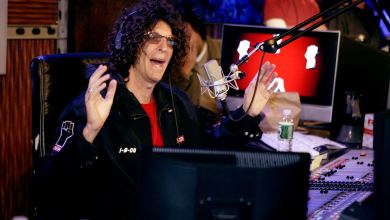 Howard Stern’s former assistant sues claiming famed radio personality created hostile workplace Howard Stern’s former assistant sues claiming famed radio personality created hostile workplace