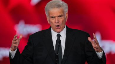 Influential evangelical Rev Franklin Graham dismisses controversy over Trump’s AI Jesus post as ‘a lot to do about nothing’ Influential evangelical Rev Franklin Graham dismisses controversy over Trump’s AI Jesus post as ‘a lot to do about nothing’