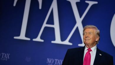 Billionaire Trump hasn’t heard of a ‘corner store’ and laments poorer people ‘don’t think in terms of deductions’ at tax event Billionaire Trump hasn’t heard of a ‘corner store’ and laments poorer people ‘don’t think in terms of deductions’ at tax event
