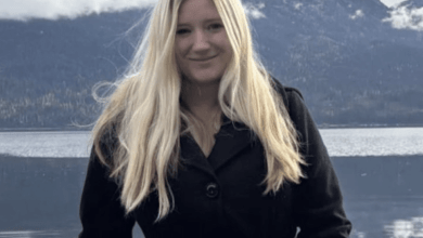 Married High School Teacher Arrested for Sexually Assaulting Student She’d Said ‘I Love You’ To Married High School Teacher Arrested for Sexually Assaulting Student She’d Said ‘I Love You’ To