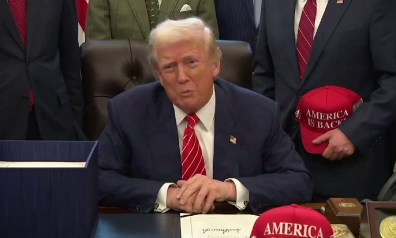 Democrats Rally to Shame Trump With Epic Stunt on His Big Night Democrats Rally to Shame Trump With Epic Stunt on His Big Night