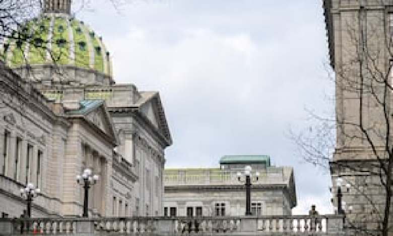 Pennsylvania House passes bill that would gradually increase minimum wage Pennsylvania House passes bill that would gradually increase minimum wage