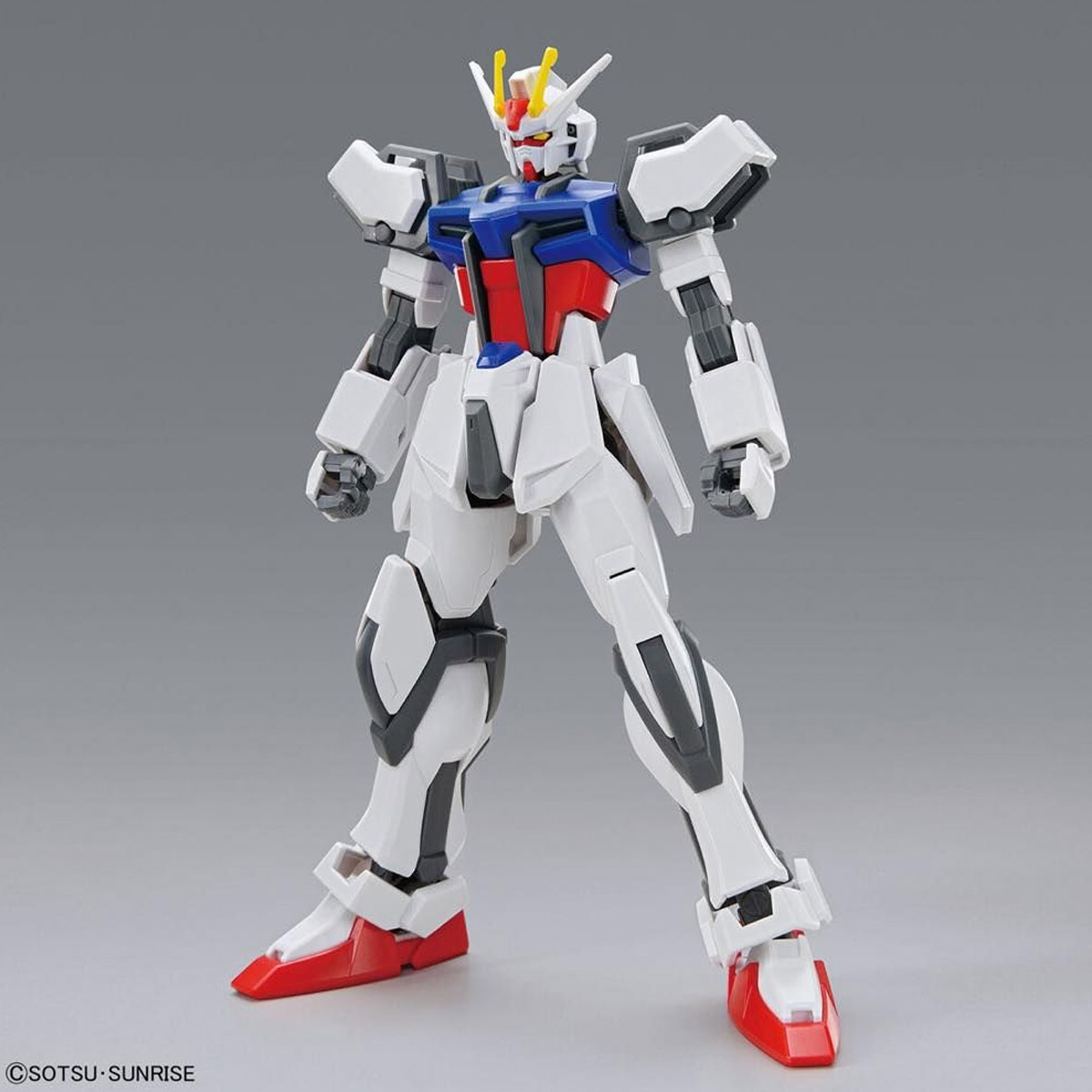 10 STRIKE GUNDAM BANDAI HOBBY EG 1/144