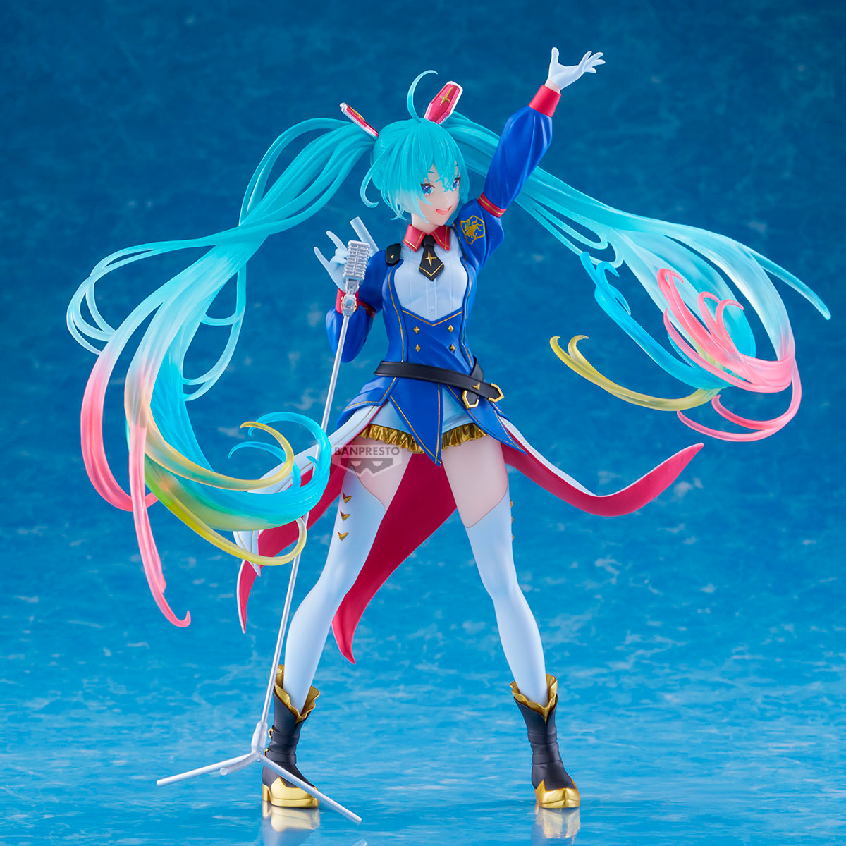 GUNDAM 45THCHATSUNE MIKU EVOLVE GUNDAM