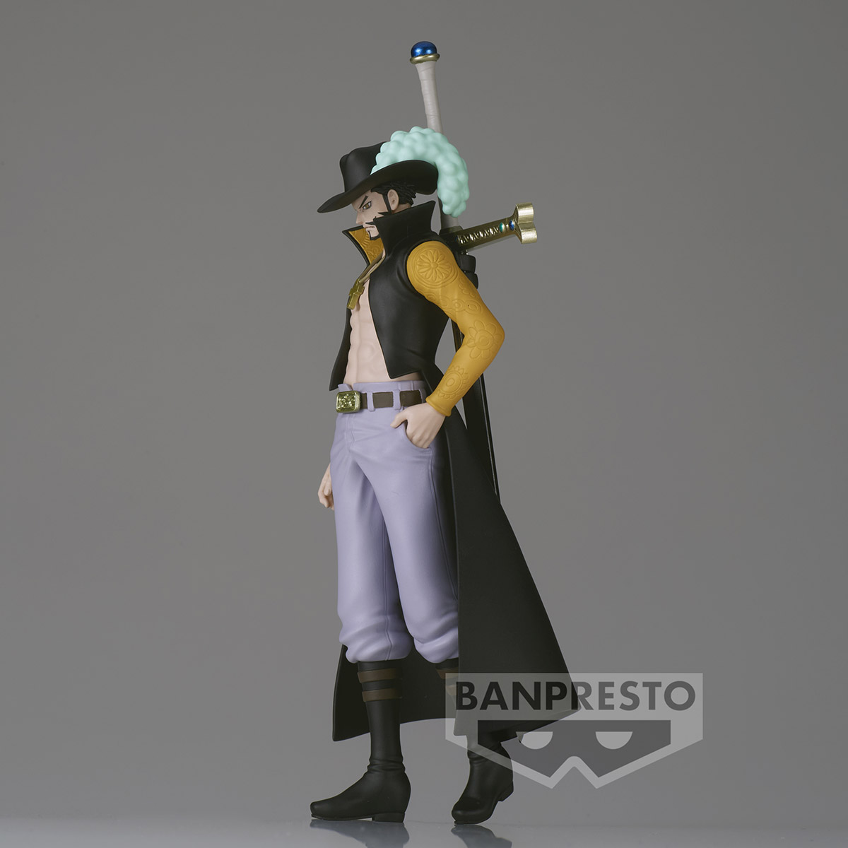 ONE PIECE THE SHUKKO DRACULE MIHAWK