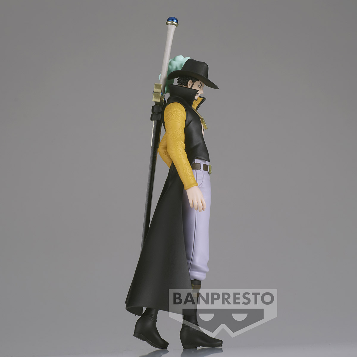 ONE PIECE THE SHUKKO DRACULE MIHAWK