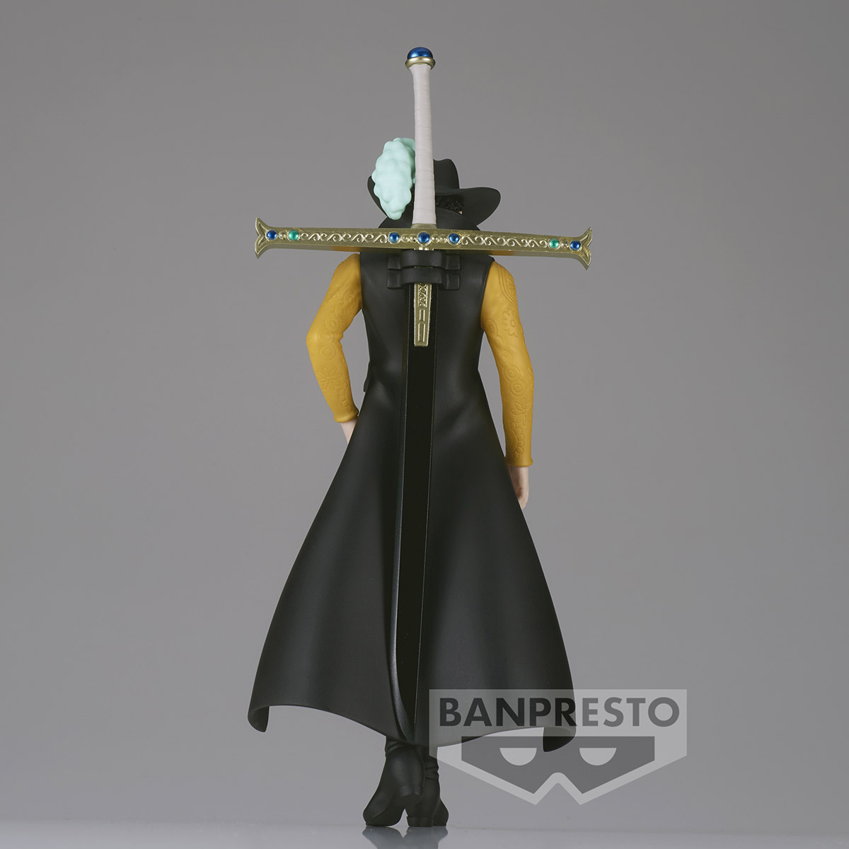 ONE PIECE THE SHUKKO DRACULE MIHAWK