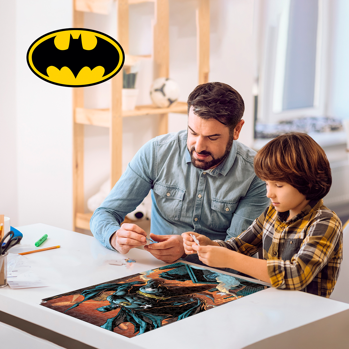 PUZZLE WARNER BATMAN 300PC SHAPED TIN