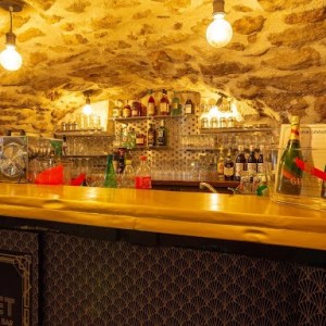 Bar à Cocktails / Beef Cave Bar à Cocktails / Beef Cave