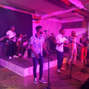 Cabaret Live Music-hall Village Mongania Cabaret Live Music-hall Village Mongania
