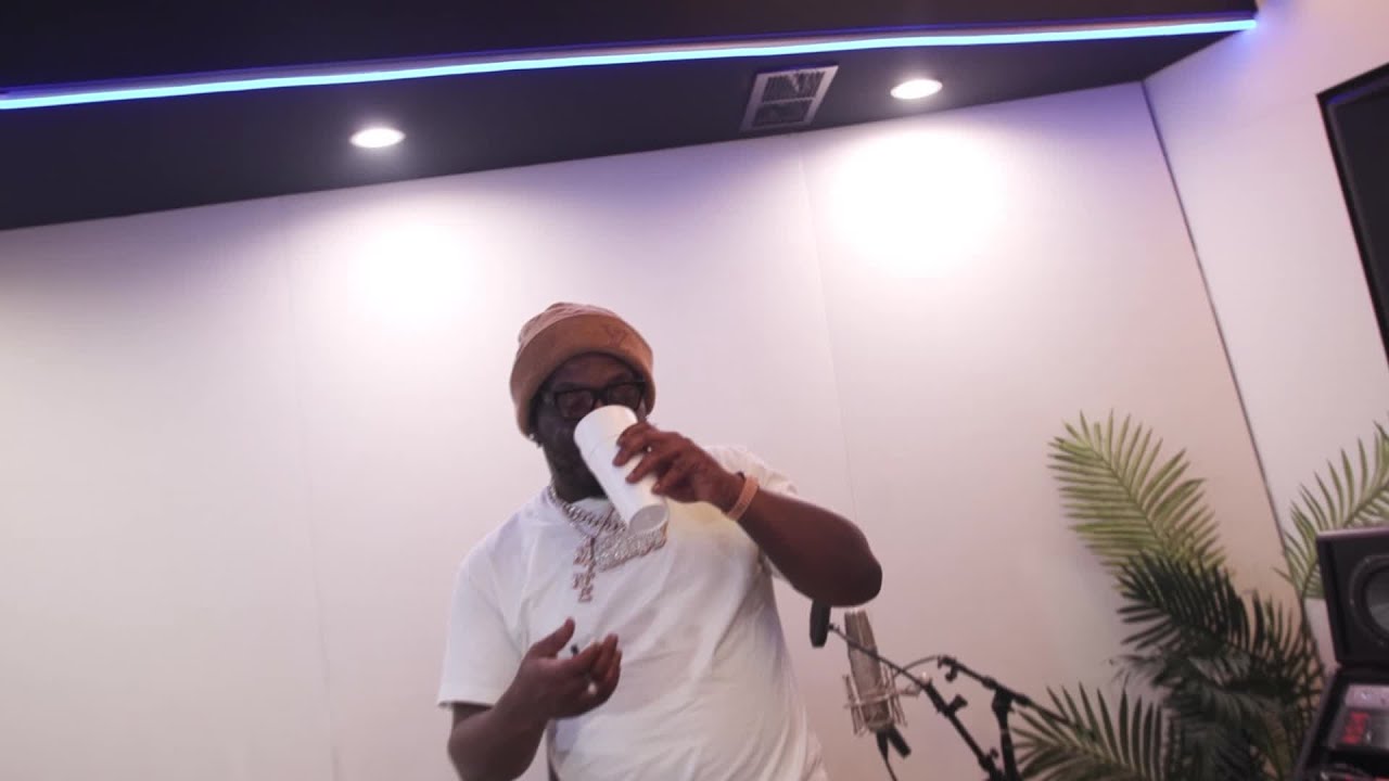 Rio Da Yung Og – WYDT (Official Video) Rio Da Yung Og – WYDT (Official Video)