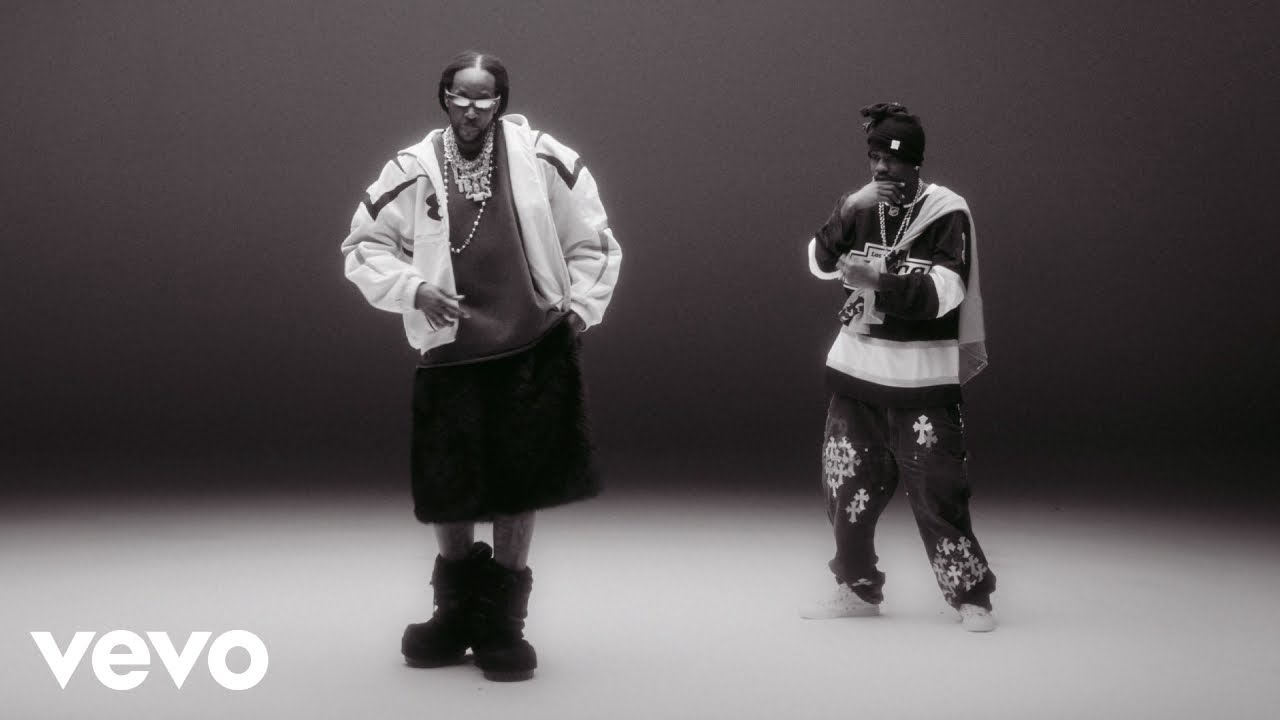 2 Chainz, Lil Yachty – Sista Wives (Official Video) 2 Chainz, Lil Yachty – Sista Wives (Official Video)