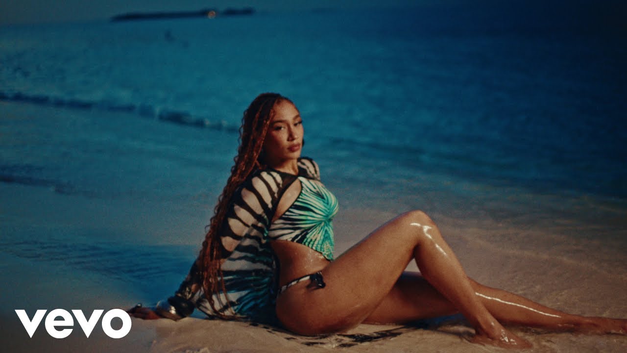 BIA – ONE THING (Official Music Video) BIA – ONE THING (Official Music Video)